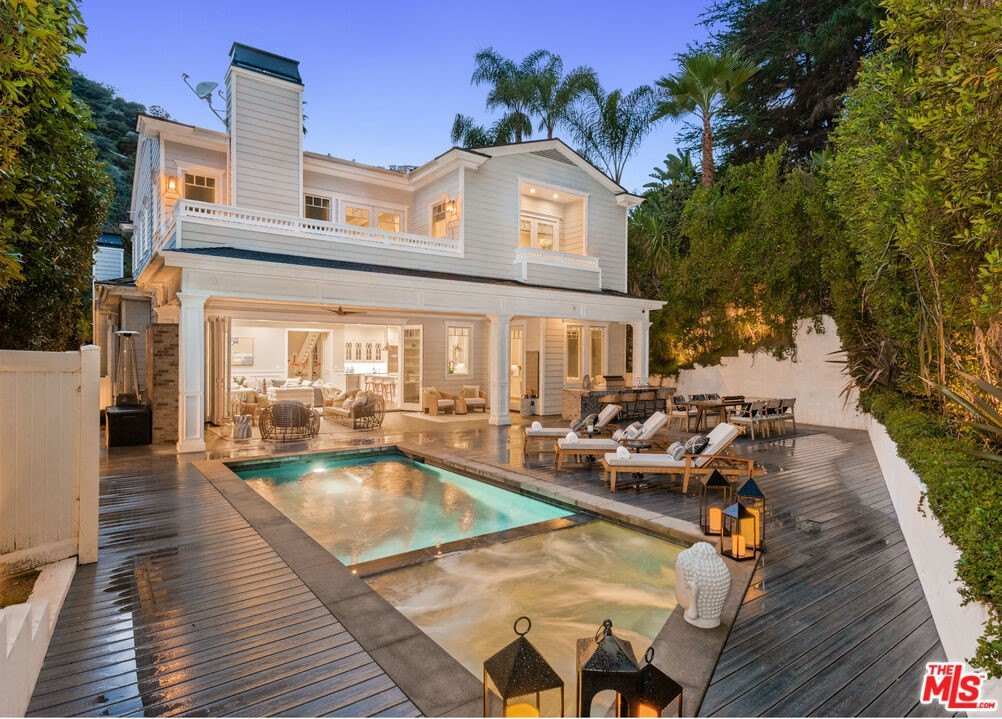 1836 Laurel Canyon Blvd unit: 2