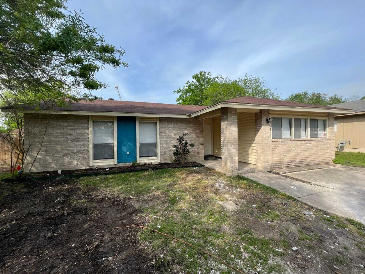 103 Meadow Way, Converse, TX. 78109