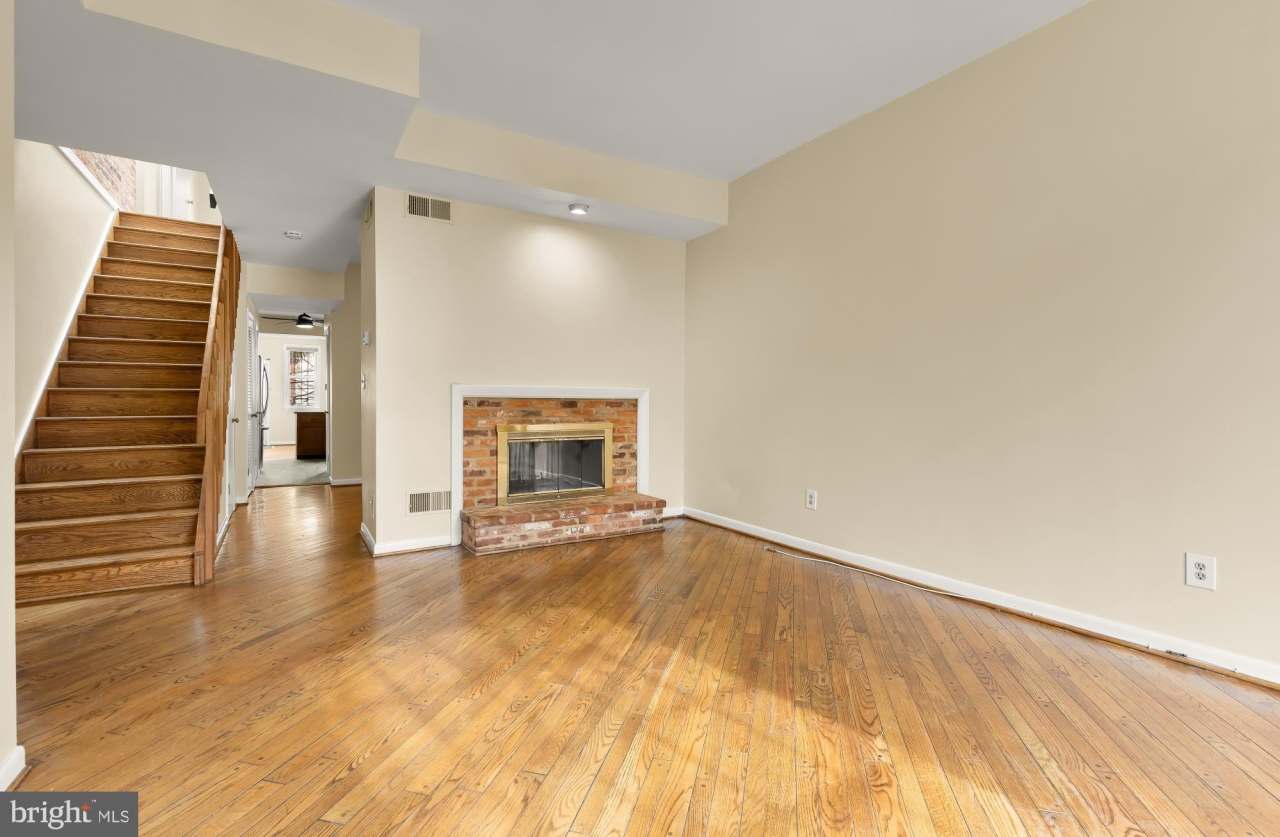 650 E Street NE unit: A