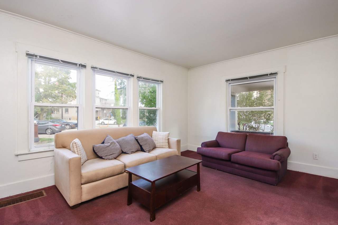 Reserve Now, Secure Your Lease by Jan 5th, 2026!