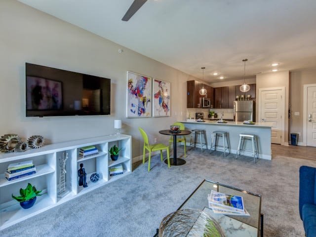 9295 One Deerfield Place Unit C21