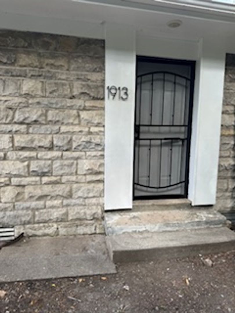 Newly Renovated Unit!