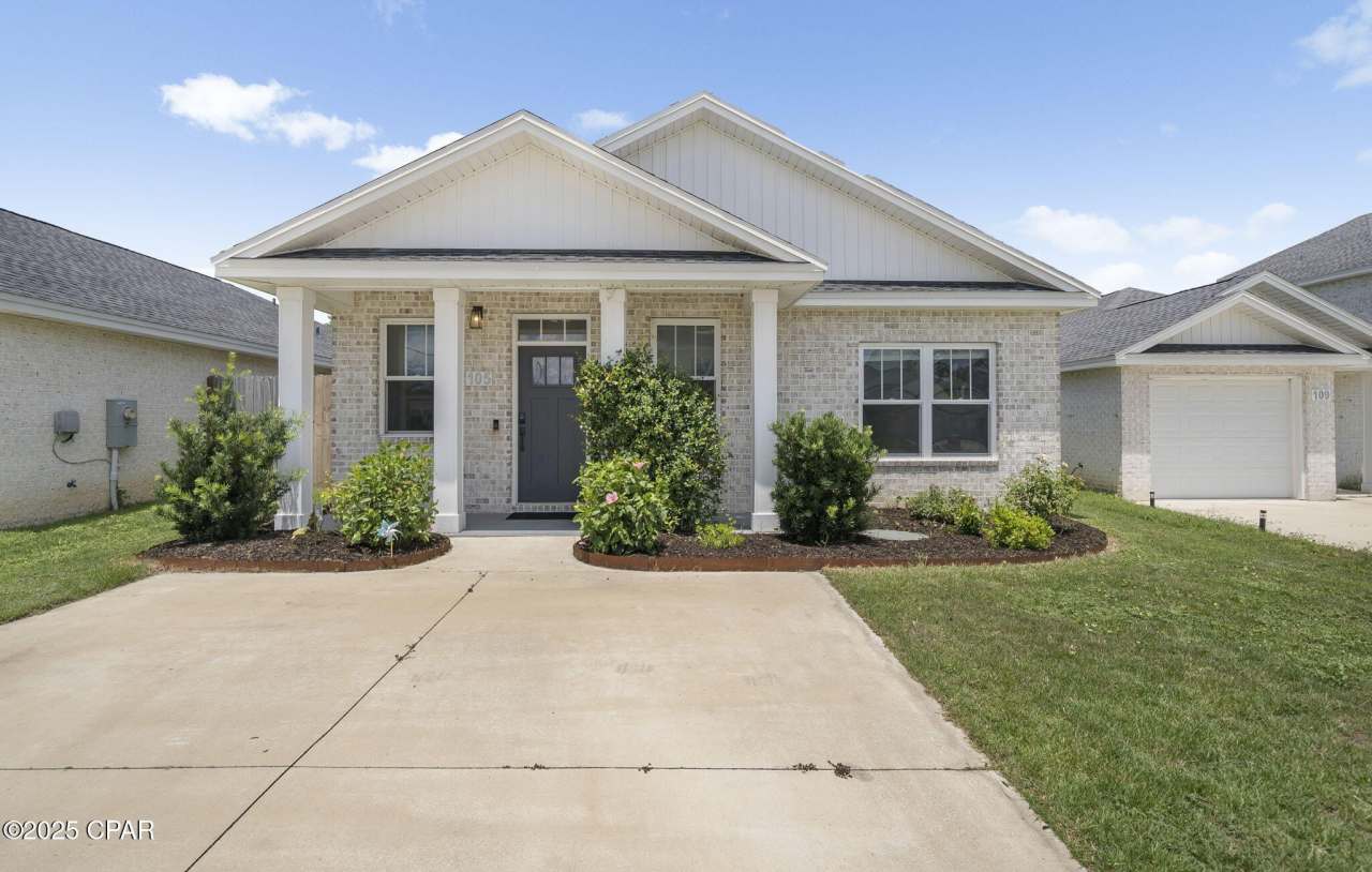 105 Aleczander Preserve Court