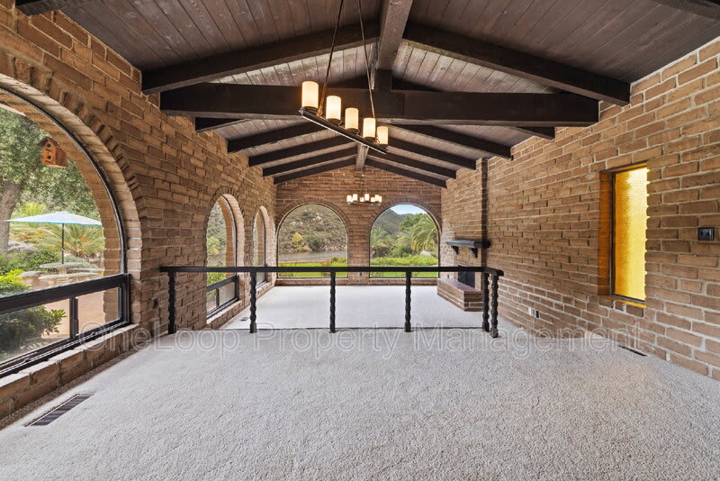 4085 Via Palo Verde Lago