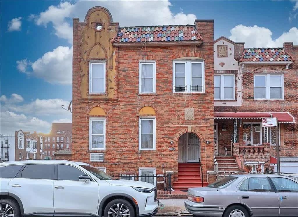 1600 West 5th Street