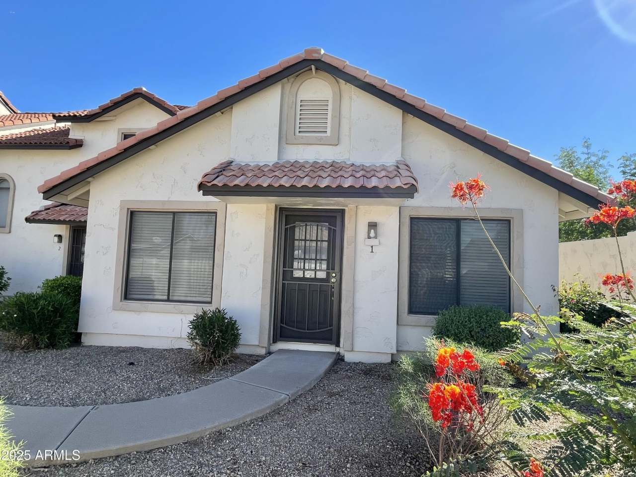 2926 N OREGON Street