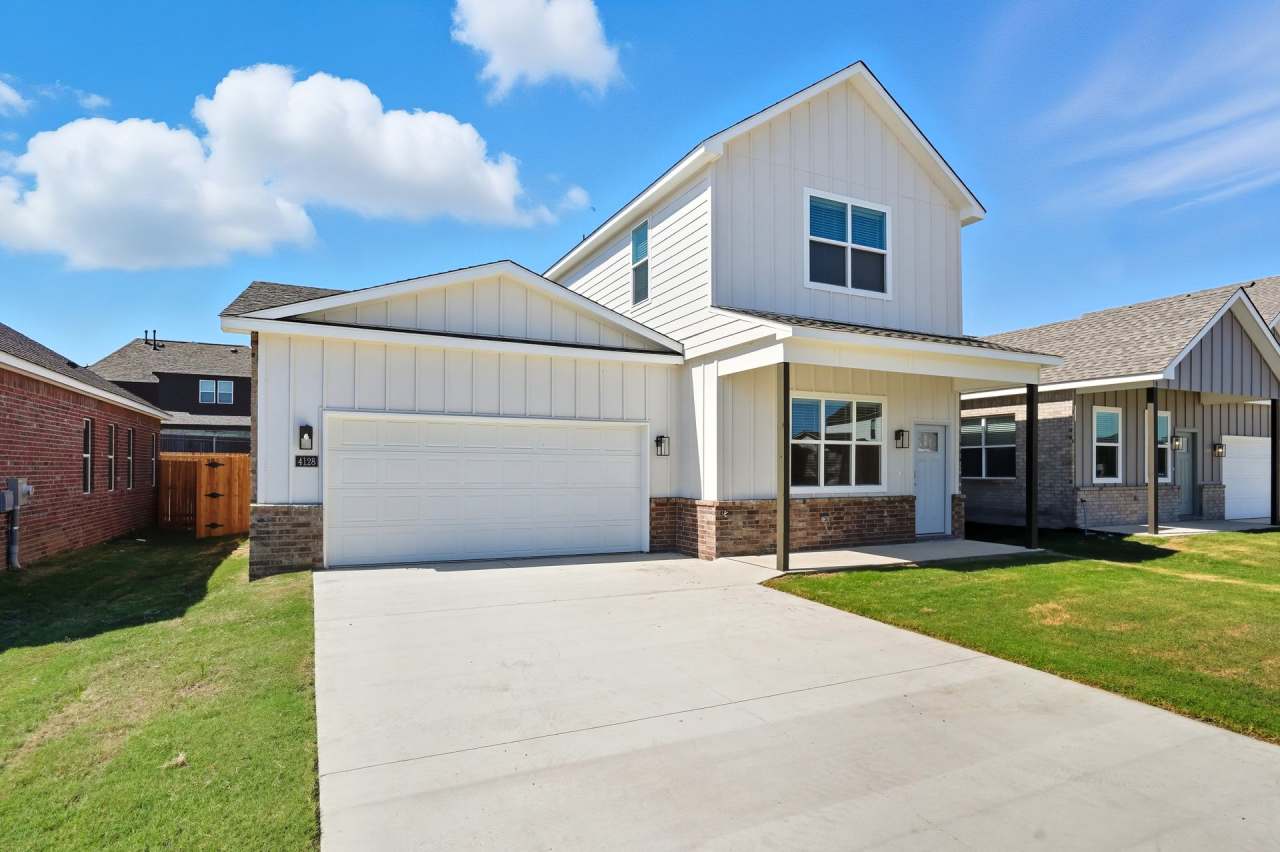 Flyway Crossings - $500.00 Off First Months Rent If You Apply the Same Day As Your Tour!