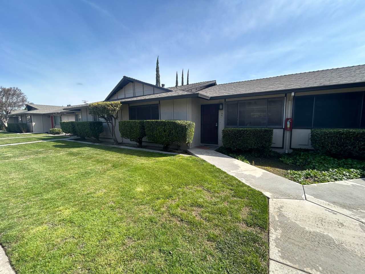 Stylish  Newly renovated Condo in McHenry Highlands