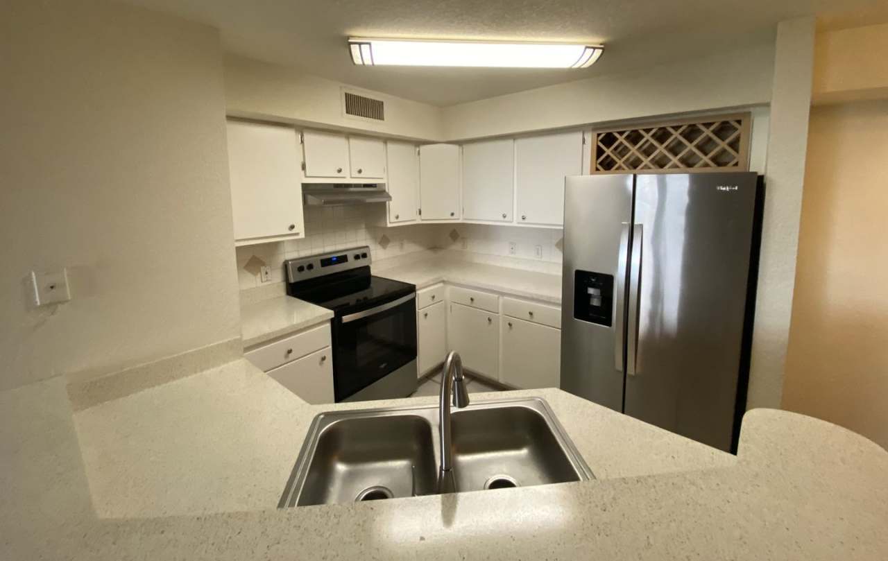 Beautiful 1st floor, 3 bedroom/2 bath condo w/ GARAGE