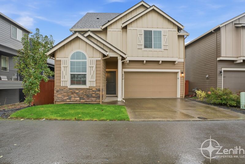 9019 N Dogwood Street