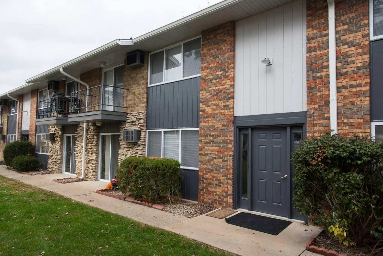 Move in Today! Half of Security Deposit!!