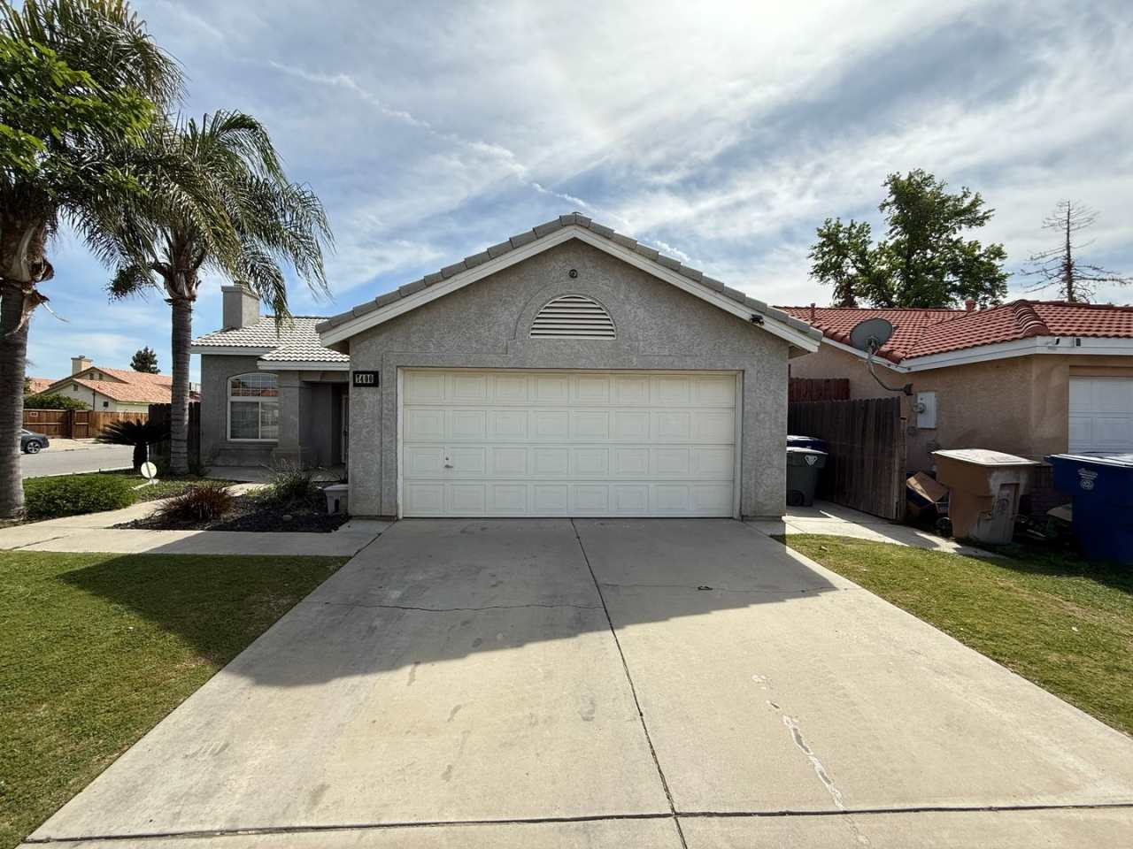 CHARMING 2-Bed, Office,  2-Bath POOL HOME!