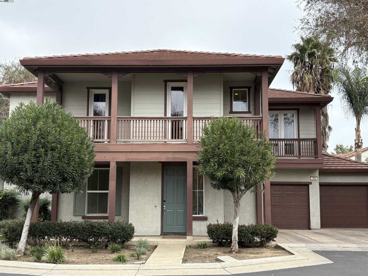 192 S Tranquilidad St