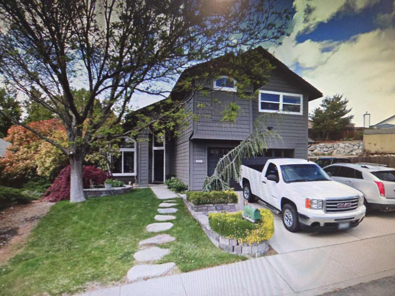 Northwest Reno Living: Spacious 4-Bedroom Home with Garage