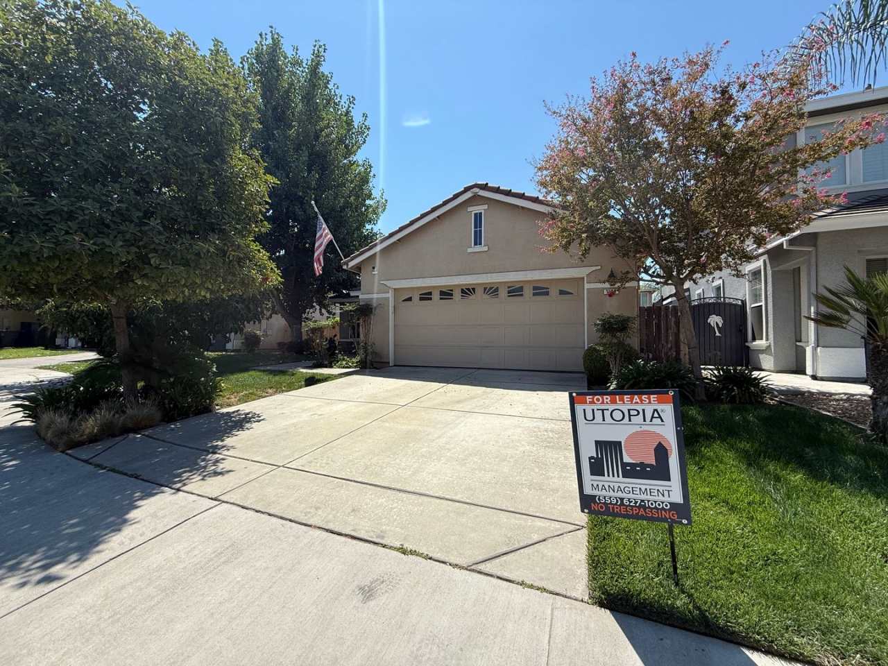 Single-story 3 bedroom, 2 bathroom, plus office/den home located in the heart of Madera, CA.