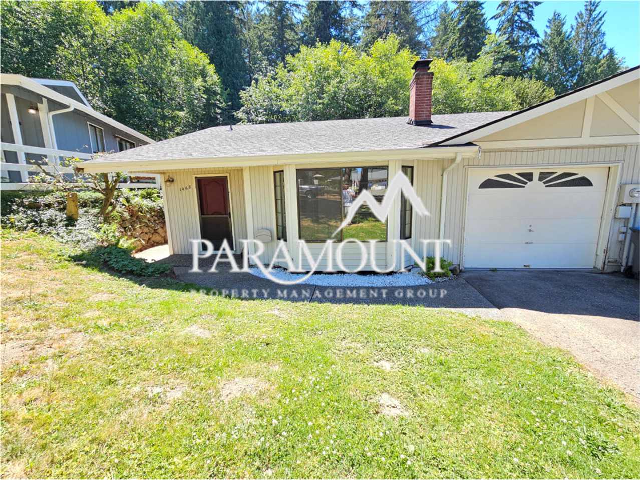 3 Bedroom 2 Bath Oasis in Port Orchard!