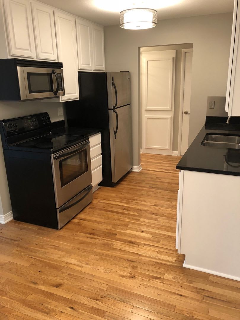 2700 West 44th Street