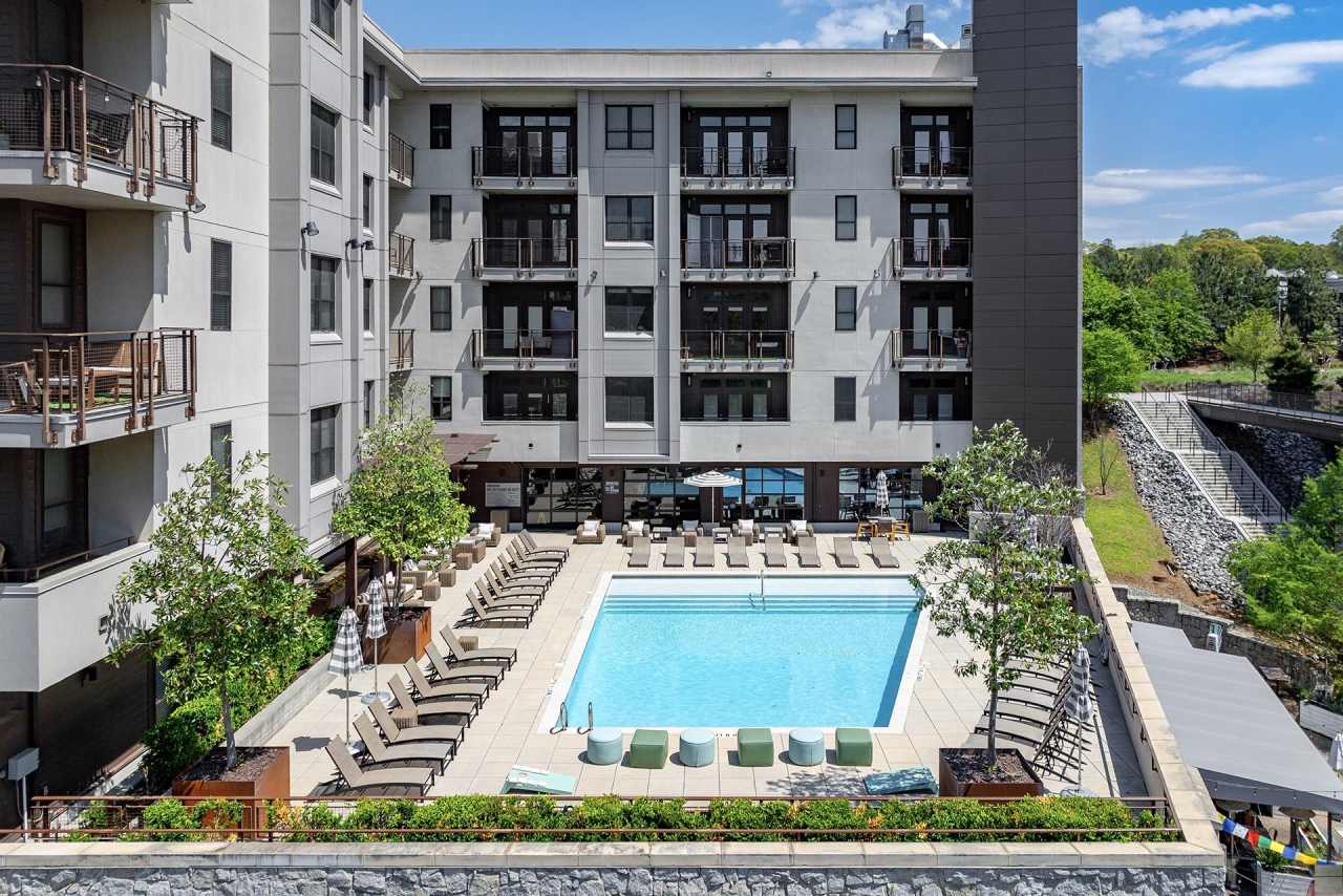 North and Line Apartments