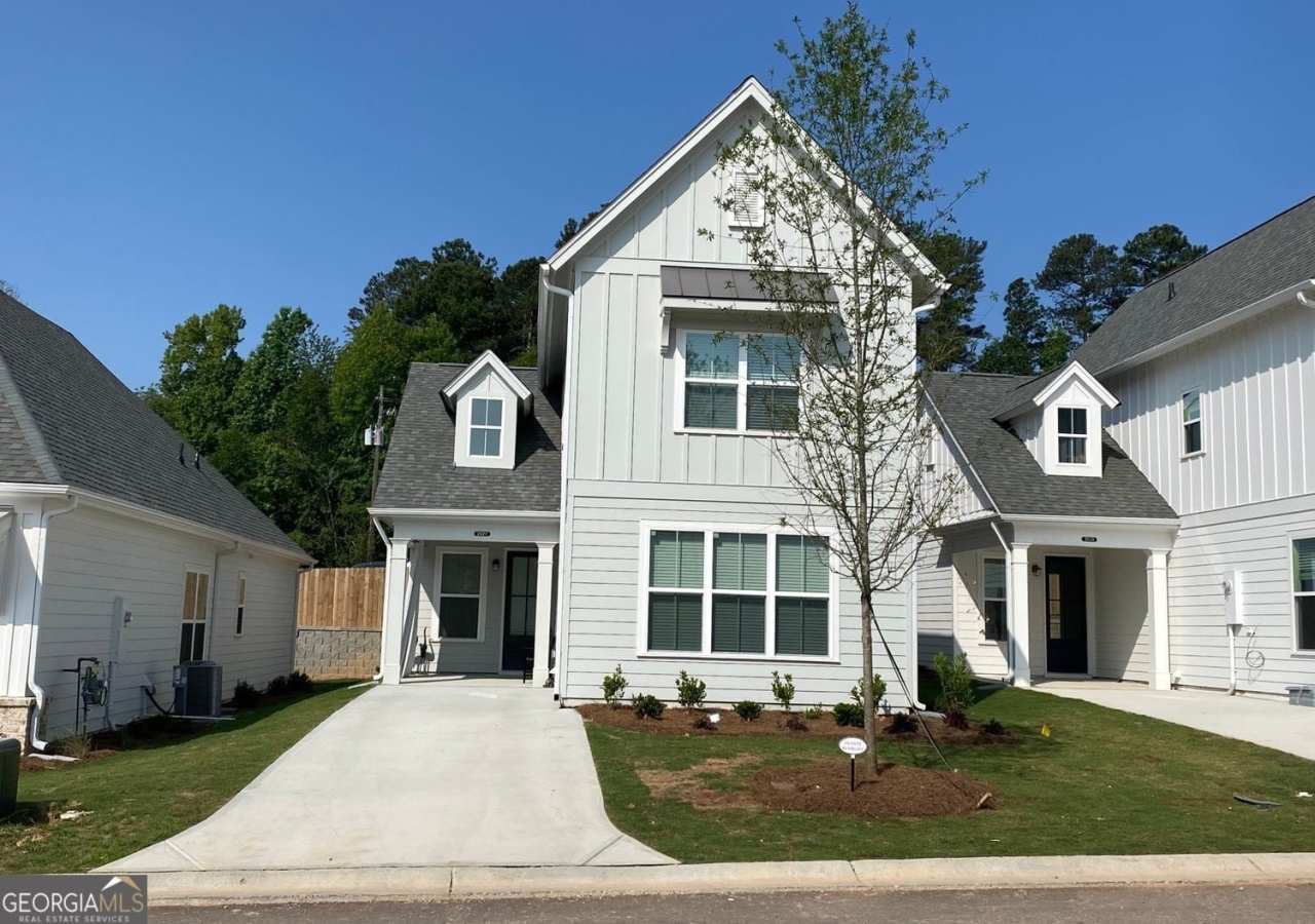 2028 Harvest Pond Circle