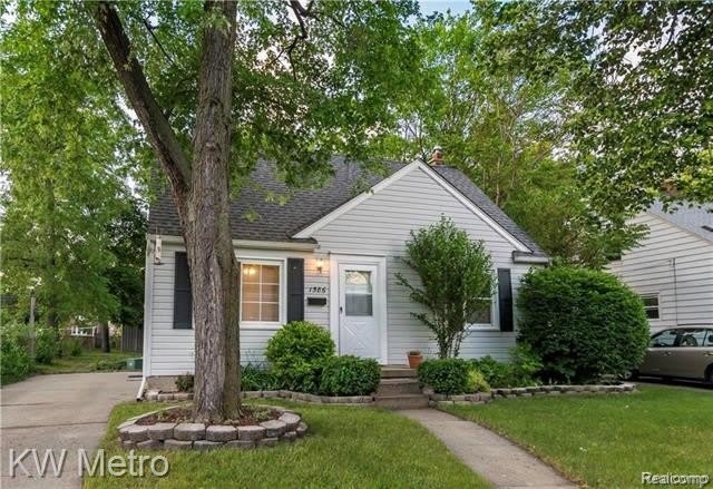 1586 W SARATOGA Street