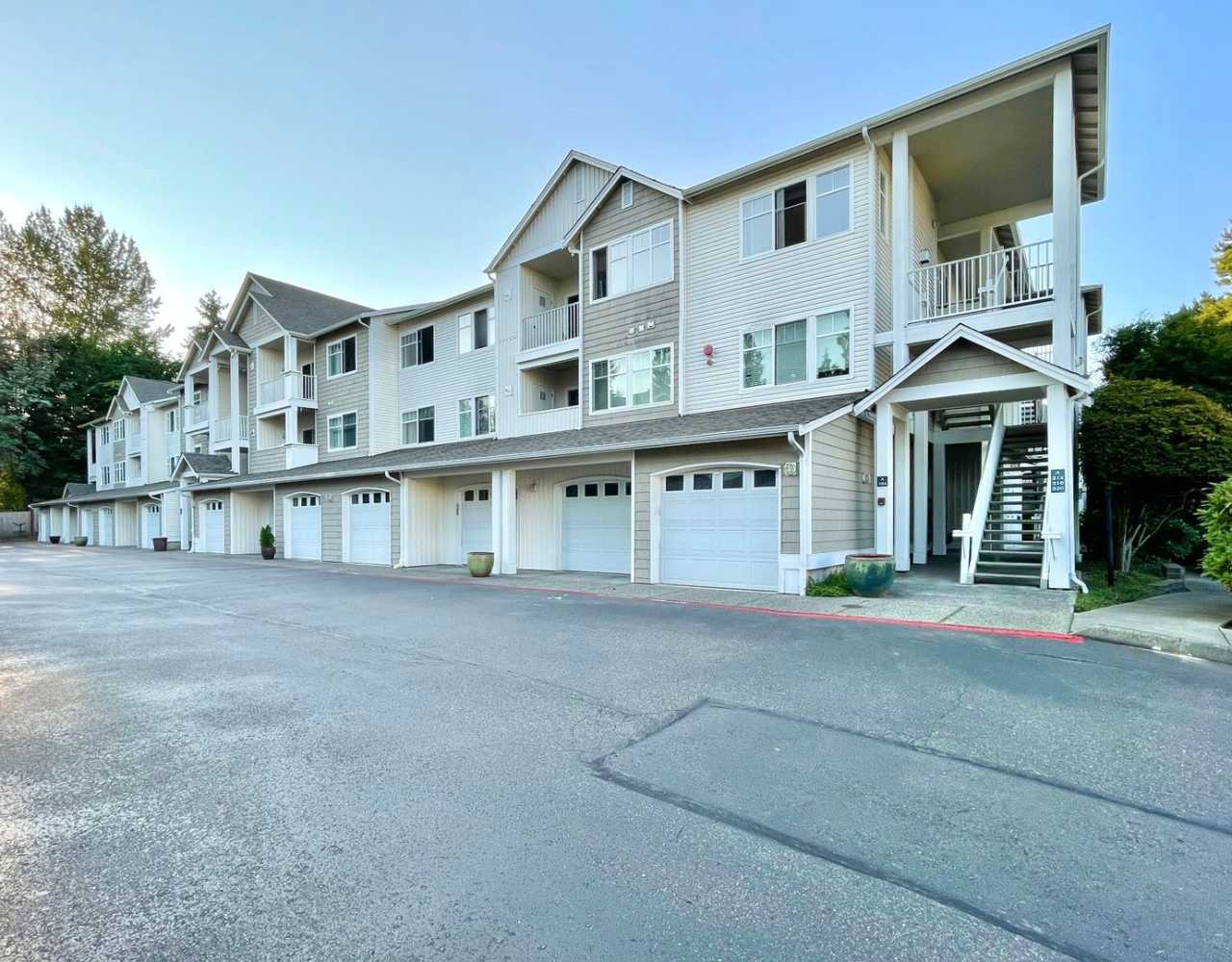 Spacious Top-Floor 3-Bedroom Condo