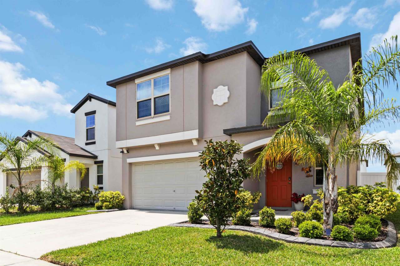 3725 Daisy Bloom Place