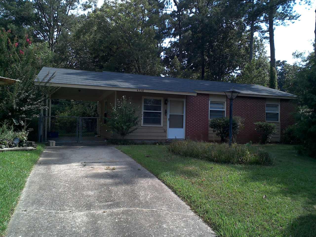 **ON HOLD**East Columbus 3 bedroom/1 bathroom home for rent***