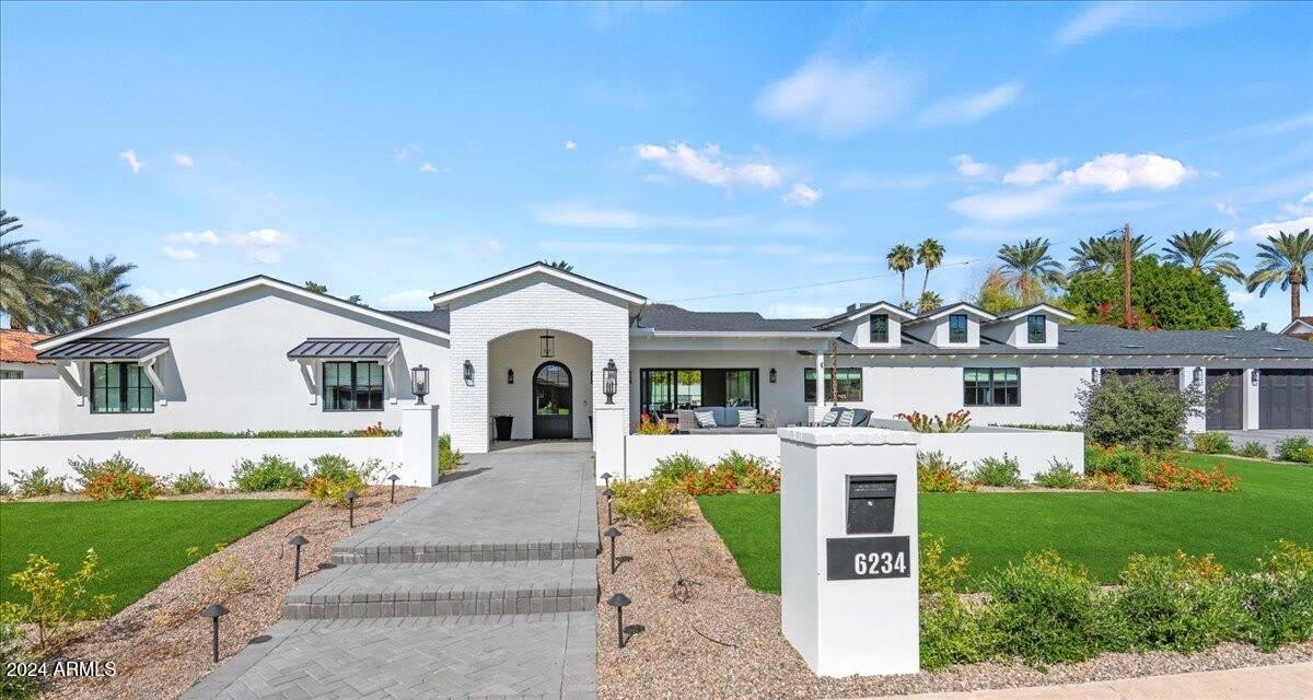 6234 E MONTEROSA Street