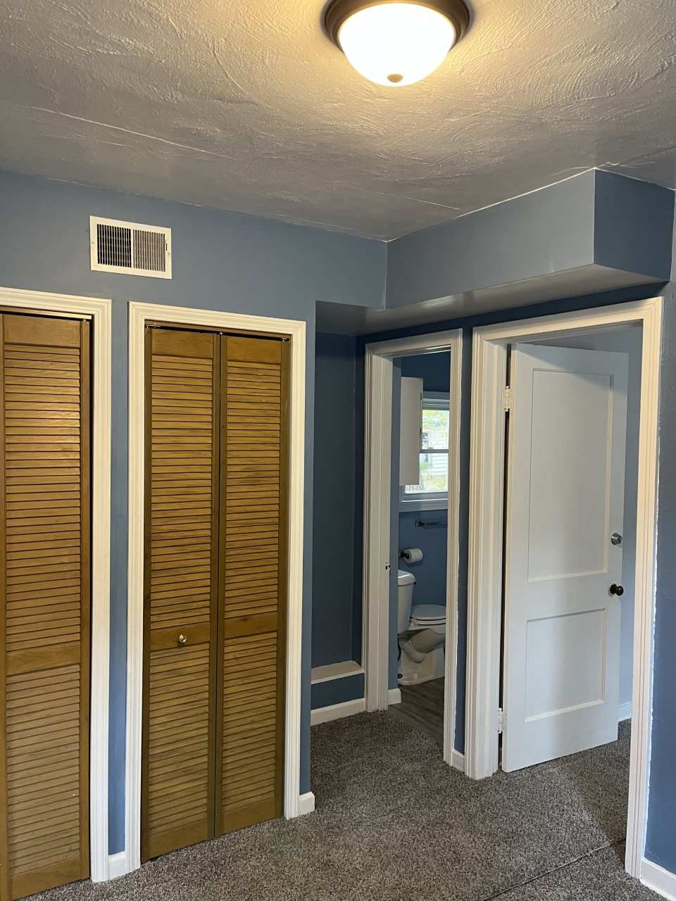 1329 North Jenison Avenue