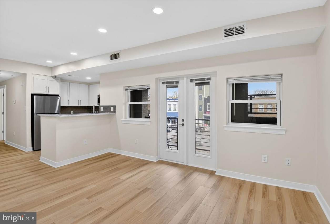 4800 GEORGIA AVE NW #205