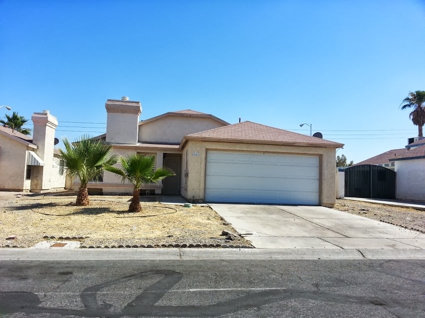 3 bedrooms and 2 bathroom home! come see today!