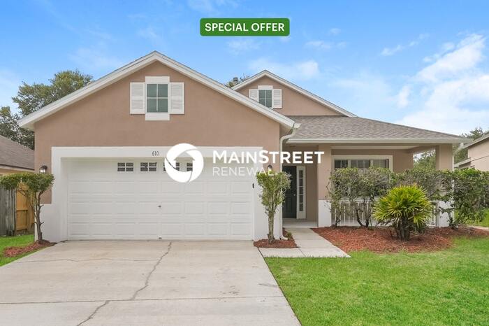 610 Wave Crest Circle