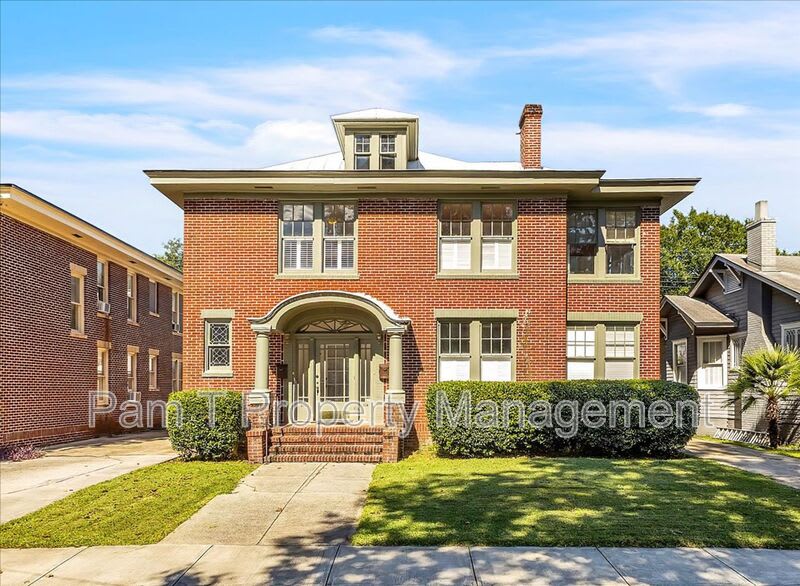 214 East 48th Street