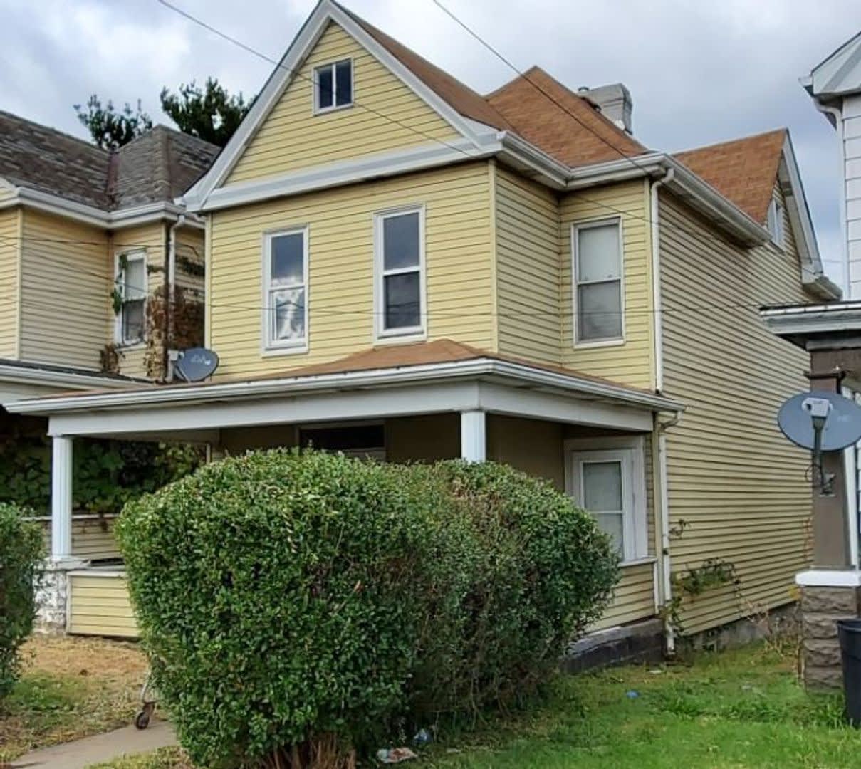 Monessen Updated 3 Bedroom 1 Bath House: ACCEPTING SECTION 8
