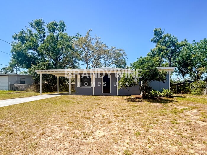 1206 East Camellia Drive