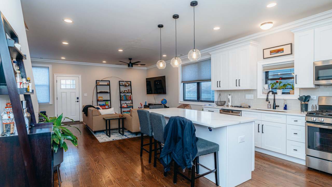 1933 South May Street