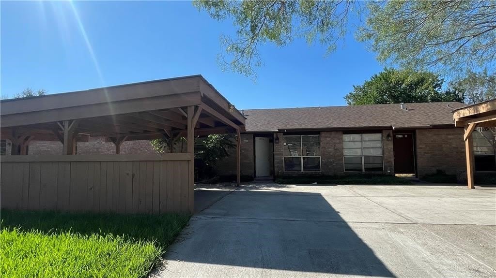 4805 Shadowbend Drive unit: A