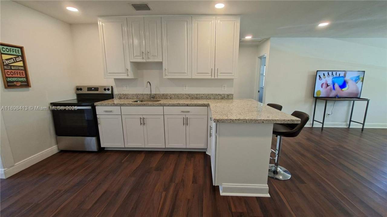 2407 Scott Street 1, Hollywood, FL 33020