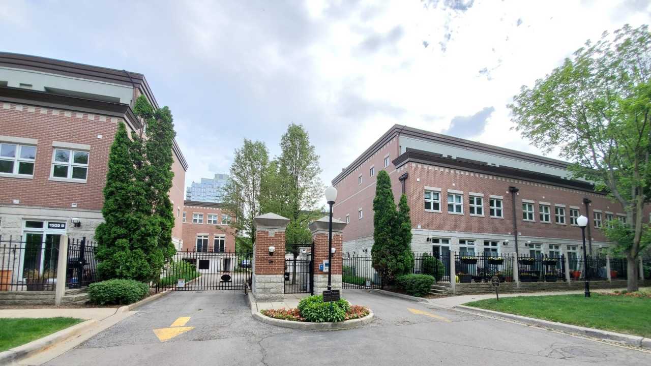 1502 S PRAIRIE Avenue