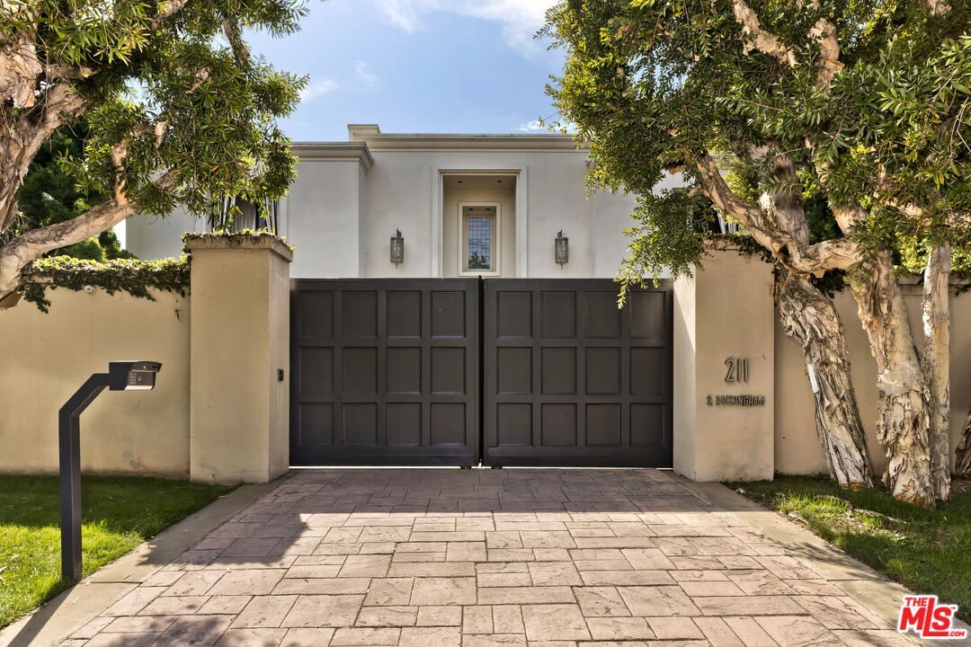 211 S Rockingham Ave