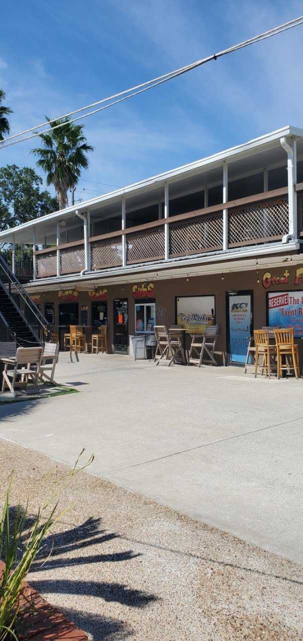 196 SE Brooks Street