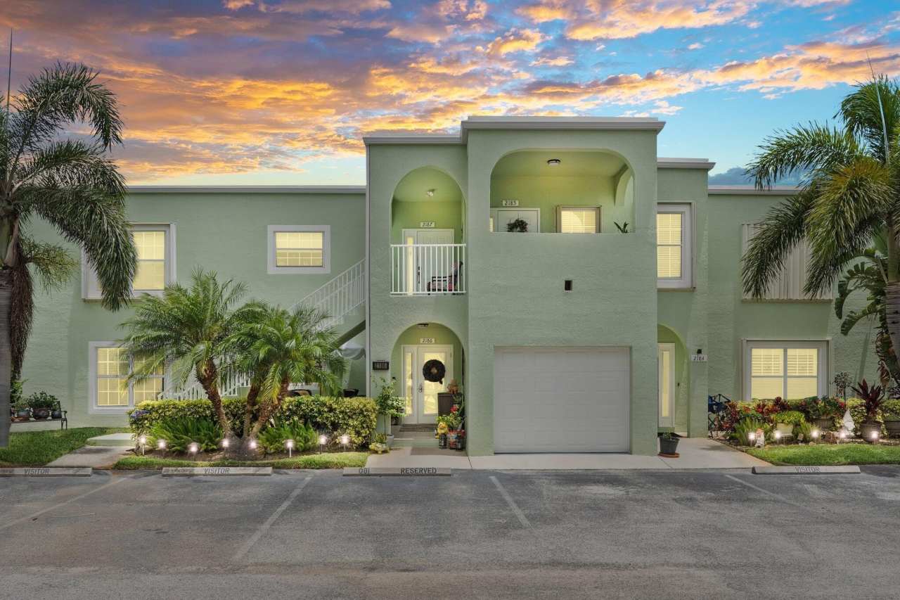 2186 SE Wild Meadow Circle