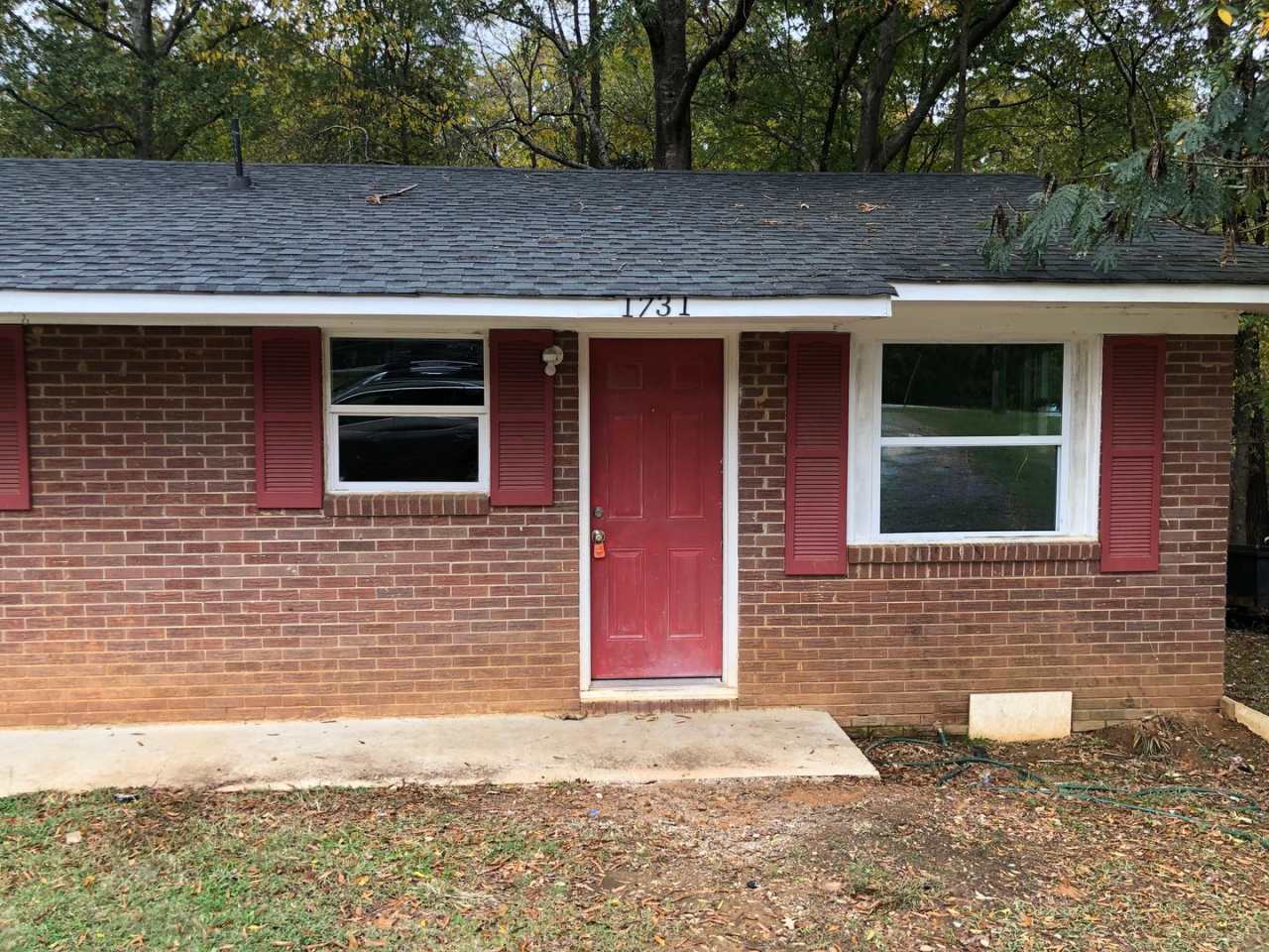 1729-1731 Old Lynwood Circle