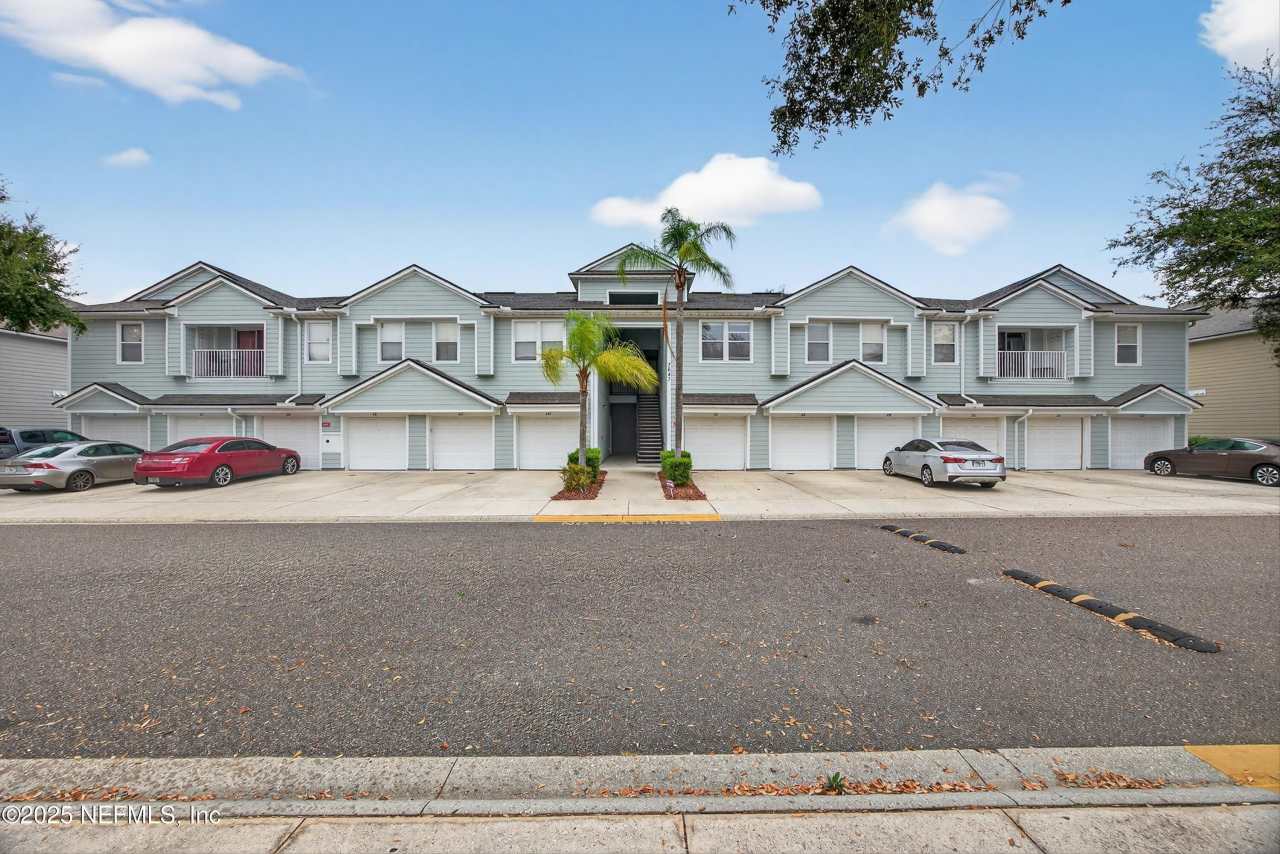 7047 DEER LODGE Circle unit: 103