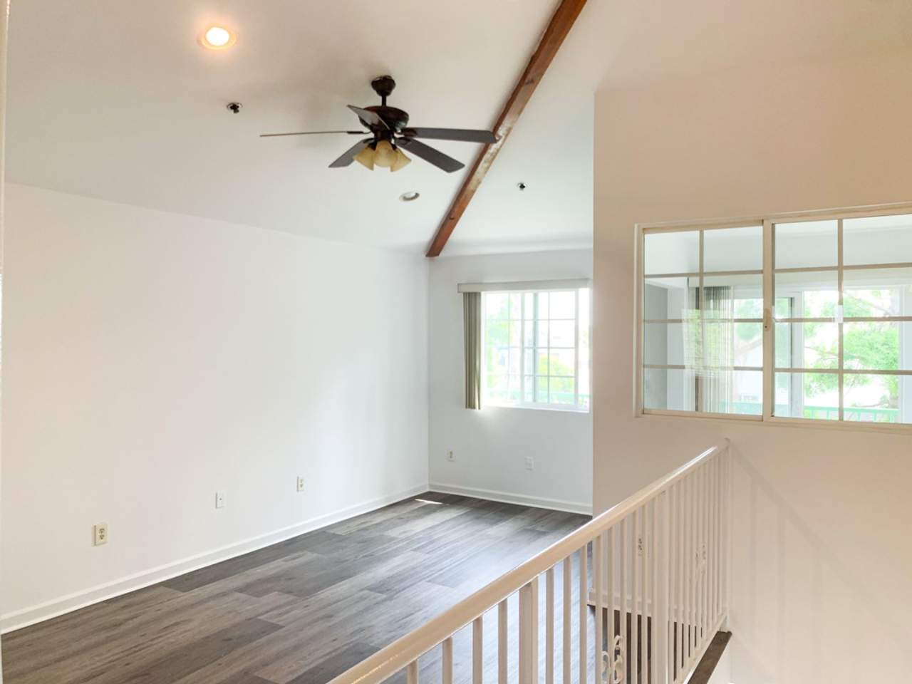 1315 N Hobart Blvd #1
