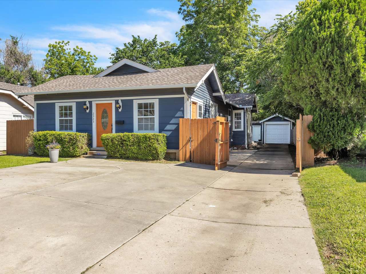 2323 Northwest 16th Street