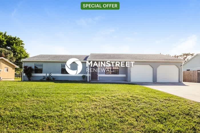 2162 Dickens Street Northeast