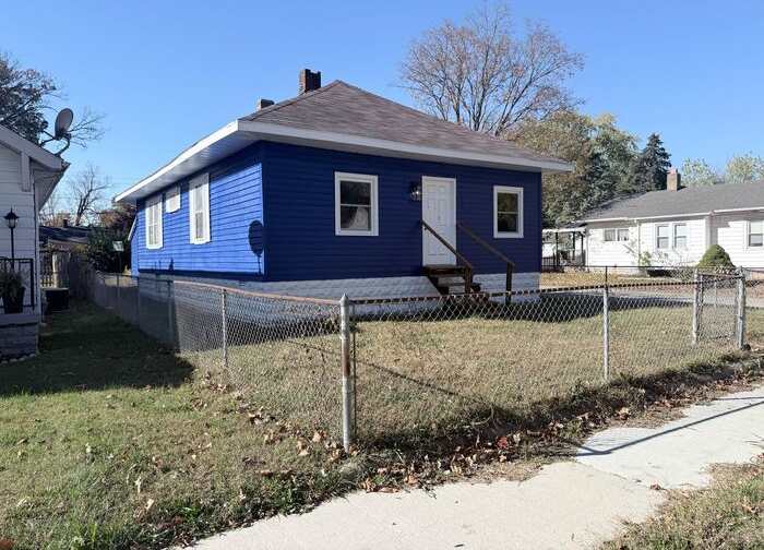 2501 South 6th Street