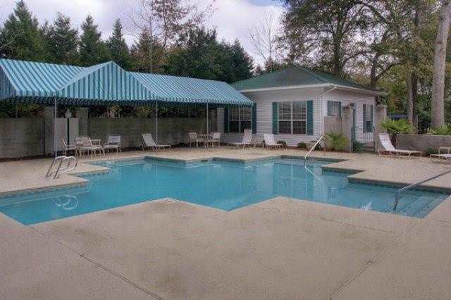 506 E Island Square Drive