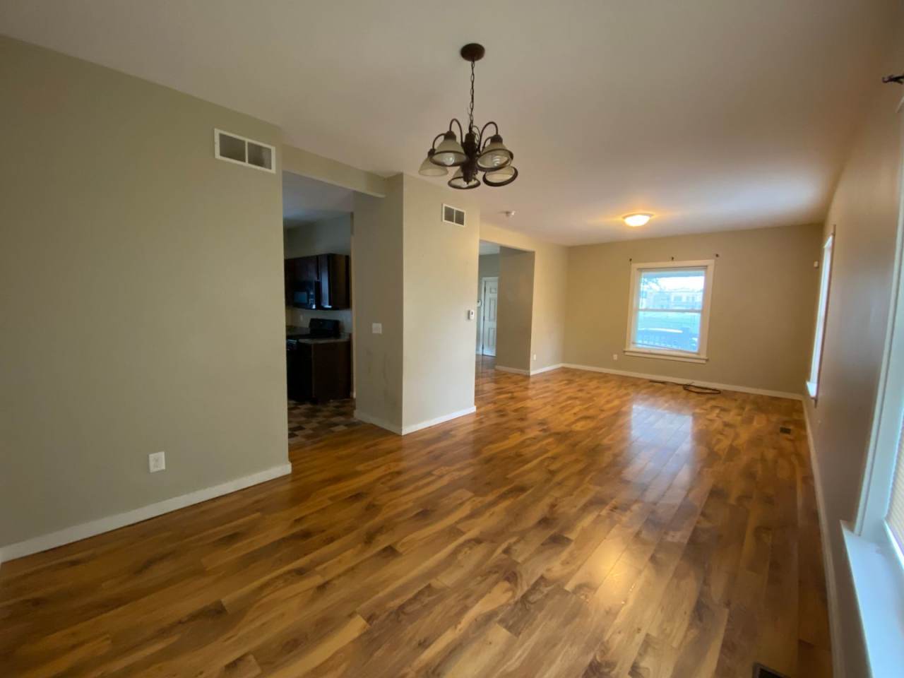 923 Russel St - 3/Bed 1.5/Bath located in the Edison neighborhood